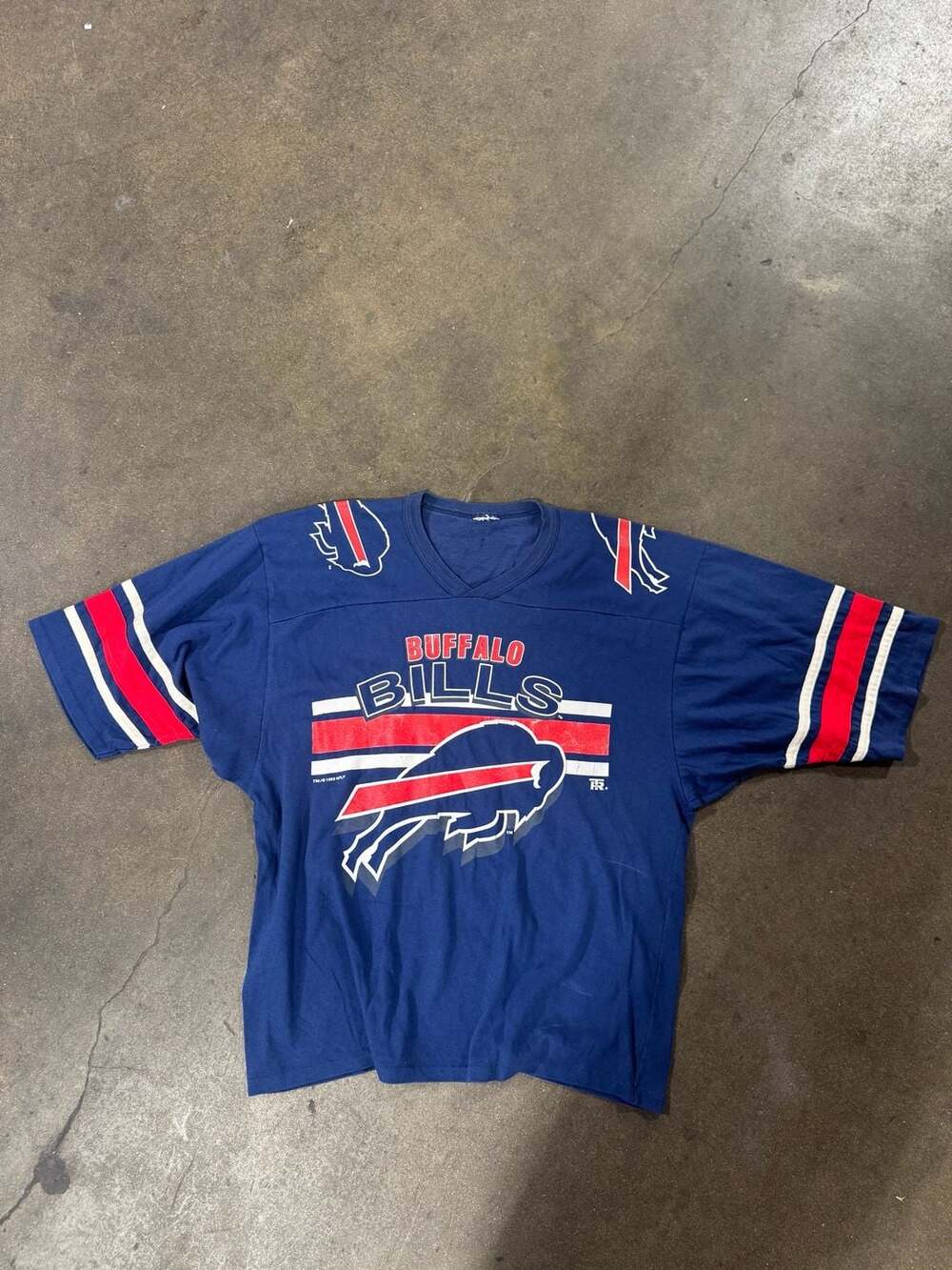 Vintage 1990s Buffalo Bills NFL Football Jersey Style T-Shirt